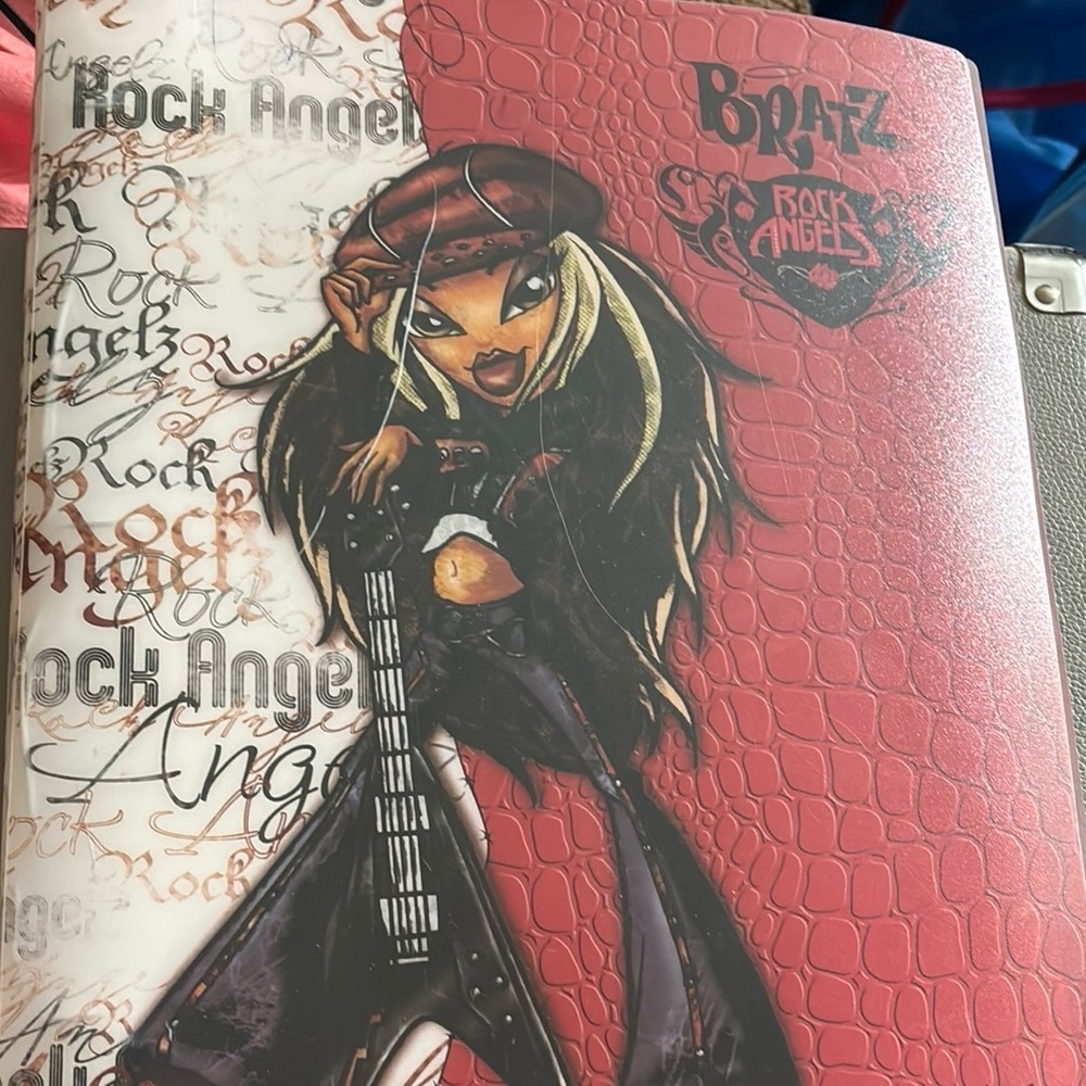 Cute Bratz Rock Angelz 3 Ring Binder